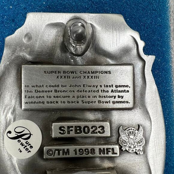 Vintage Denver Broncos Super‎ Bowl Back to Back Champions Belt Buckle - Picture 7 of 7